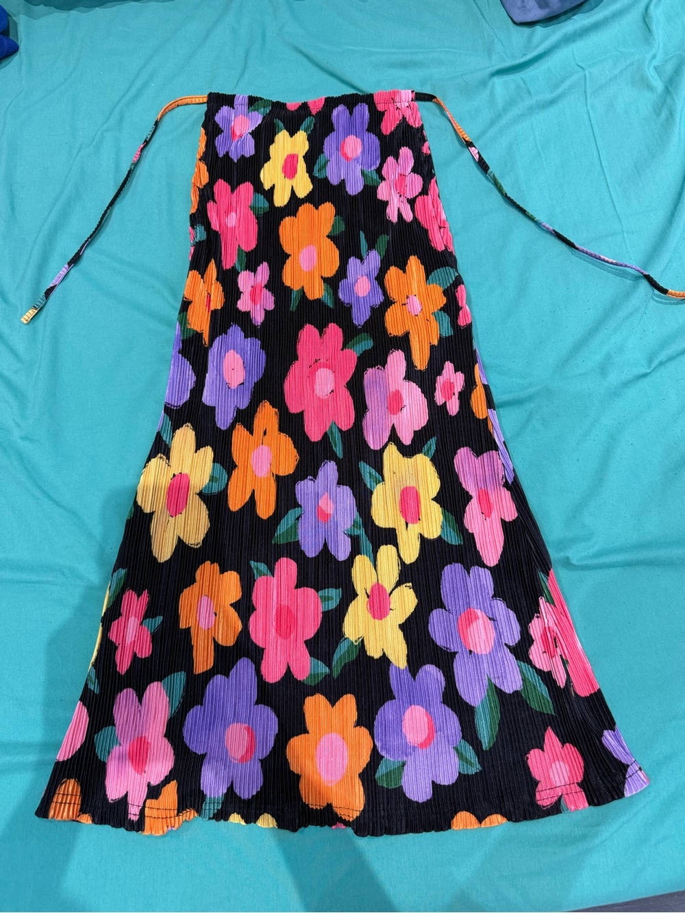 Peppermayo Love from Europe halter dress with Multicolor Floral Print - Picture 3 of 6